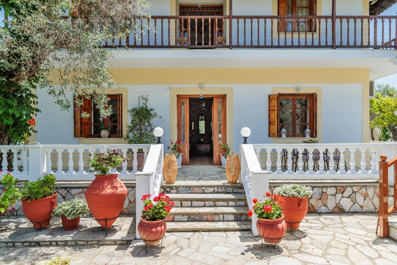 Panagou Studios Skopelos Town Exterior photo